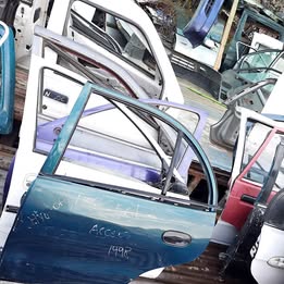 Puerta pelada hyundai accent año:1998