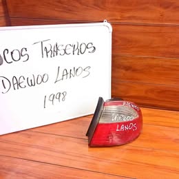Foco trasero daewoo lanos  año:1999