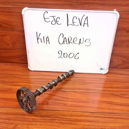 Eje de leva kia carens año:2006