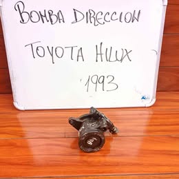 Bomba de dirección Toyota hilux año:1993