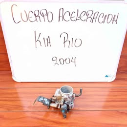 Cuerpo de aceleración kia Río año:2004