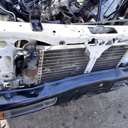 Radiador de aire acondicionado Nissan d-21 2.4 año:1998