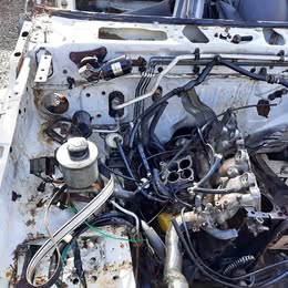 Múltiple de admisión Nissan d-21 2.4 año:1998