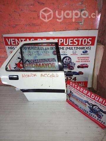 Vidrio puerta trasera derecha Honda Accord 90 bno