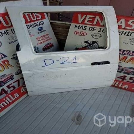 Chapa Puerta Traser izquierdor Nissan D21 1997