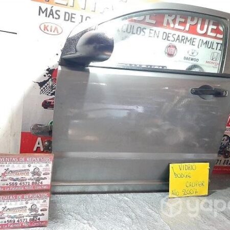 Puerta izquierdoerda Dodge Caliber 2007