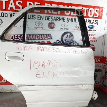 Puerta Trasera Derecha Hyundai Elantra 1996