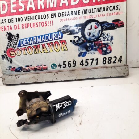 motor limpia parabrisas chevrolet N-300 año:2013