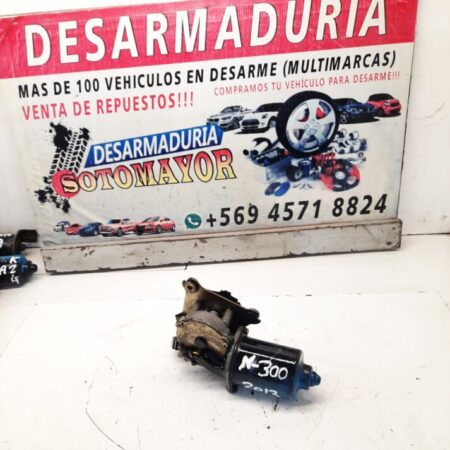 motor limpia parabrisas chevrolet N-300 año:2014